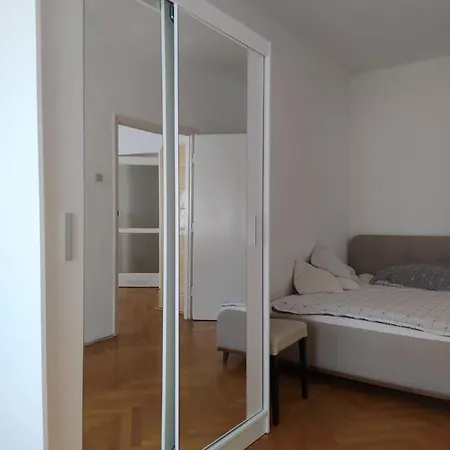 Apartment Dom Ter Apartman Szeged